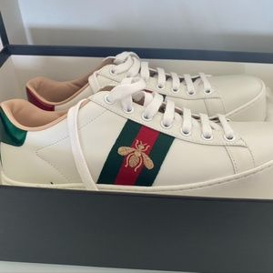 Gucci Women's New Ace Platform Bee Sneakers